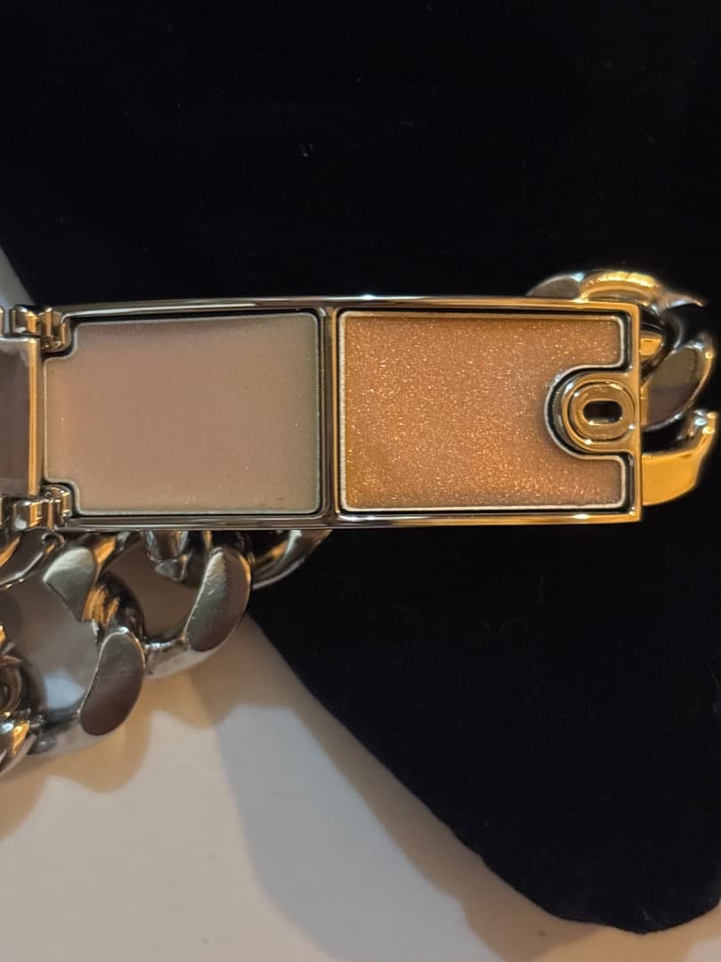 Dior リップグロス 001 アーバンシック