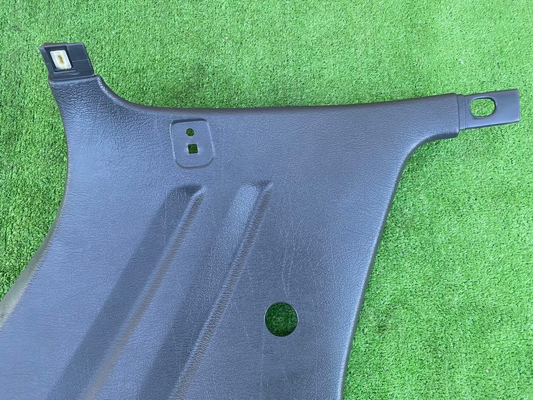 マツダ RX7 FC3S 後期　純正 右左リア ピラートリム