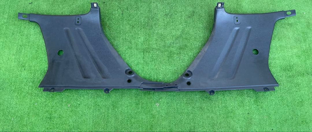 マツダ RX7 FC3S 後期　純正 右左リア ピラートリム