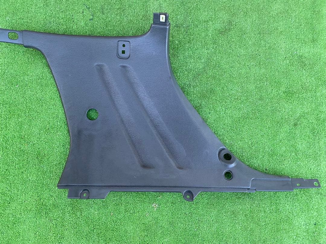 マツダ RX7 FC3S 後期　純正 右左リア ピラートリム