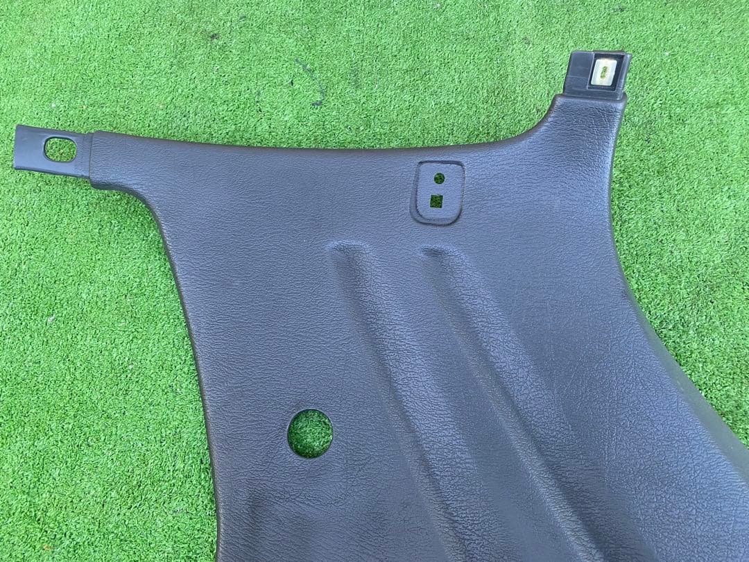 マツダ RX7 FC3S 後期　純正 右左リア ピラートリム