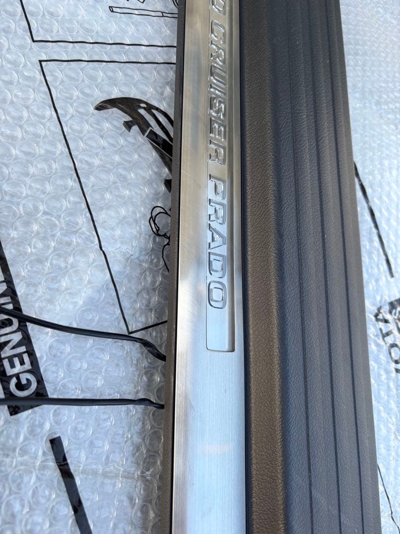 150後期プラド　スカッフイルミネーション