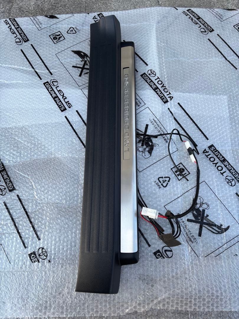 150後期プラド　スカッフイルミネーション