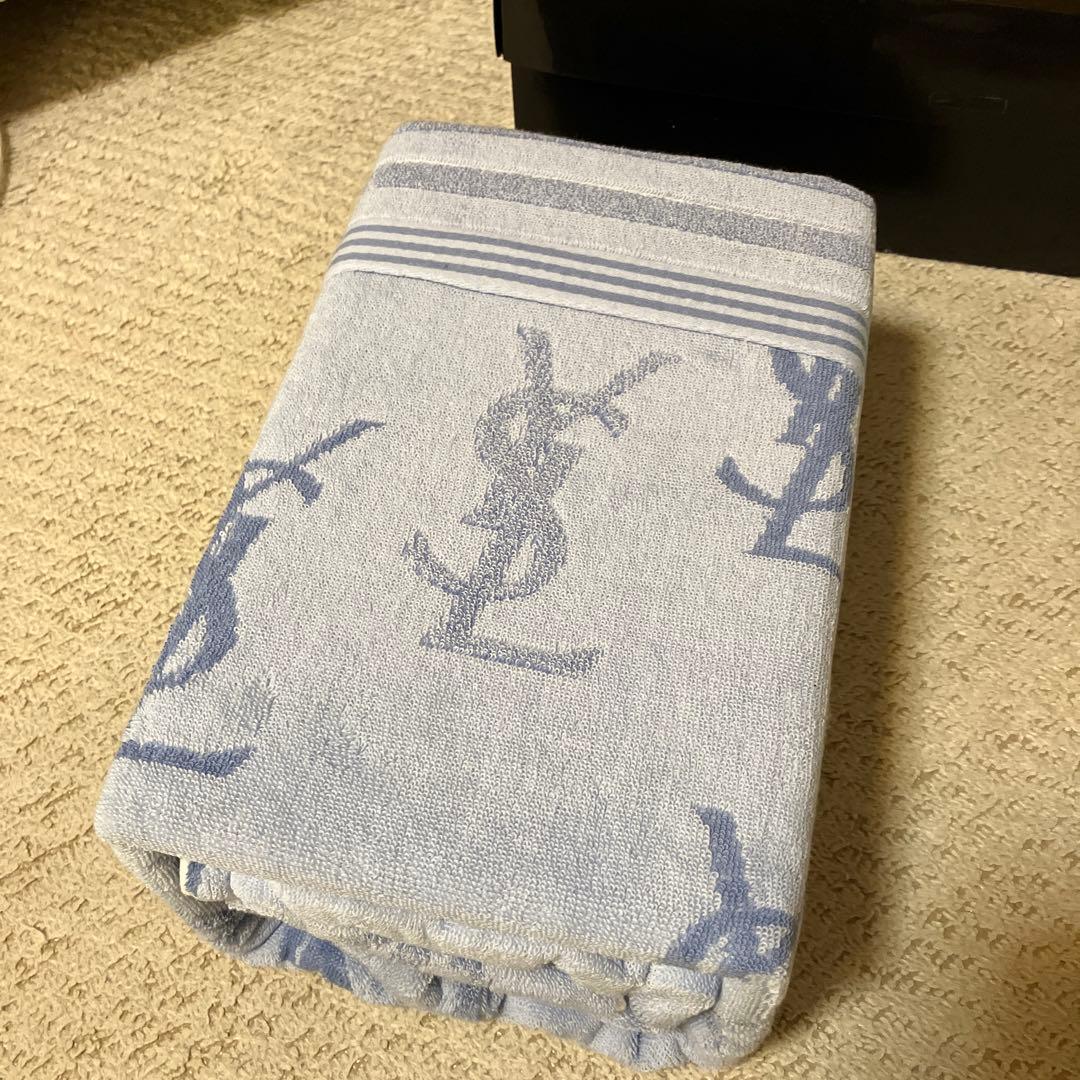 イブサンローラン　タオルケット