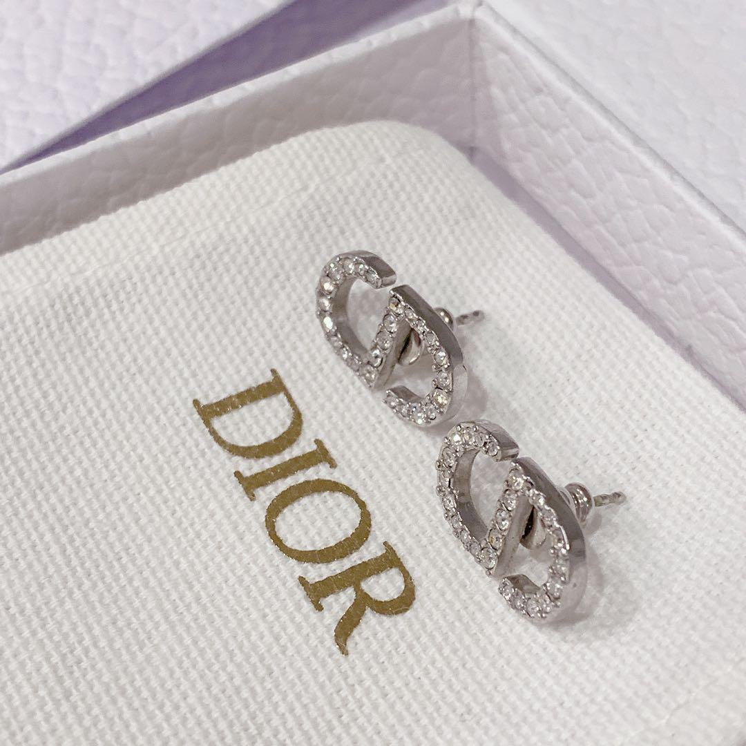 【1/31 23:59までの出品】Petit CD スタッドピアス