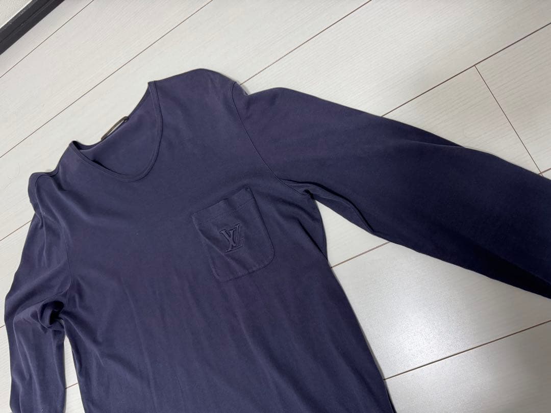 Louis Vuitton ロンT　M