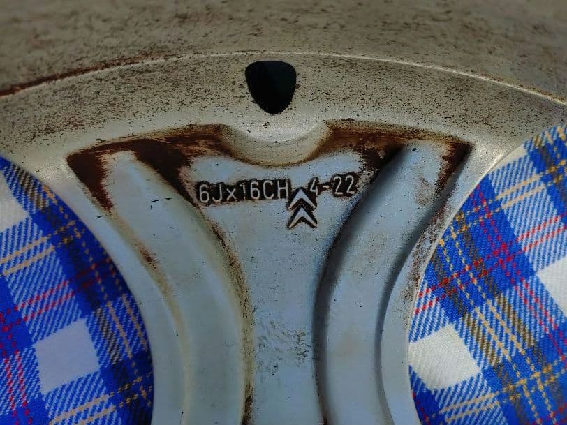 ②シトロエンC3 純正16インチホイール 2本/4本同時購入必須 ※説明必読