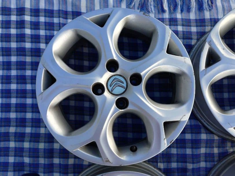 ②シトロエンC3 純正16インチホイール 2本/4本同時購入必須 ※説明必読
