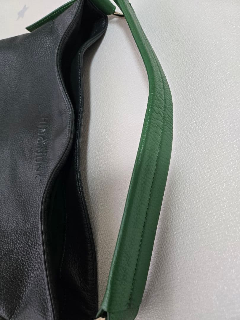 早い者勝ち！HINC NUNK レザートートバッグ ワンハンドルショルダーバッグ