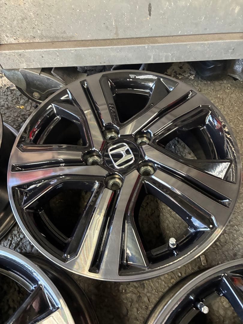 RP ステップワゴン　ブラックスタイル純正アルミホイール　16インチ6J +50