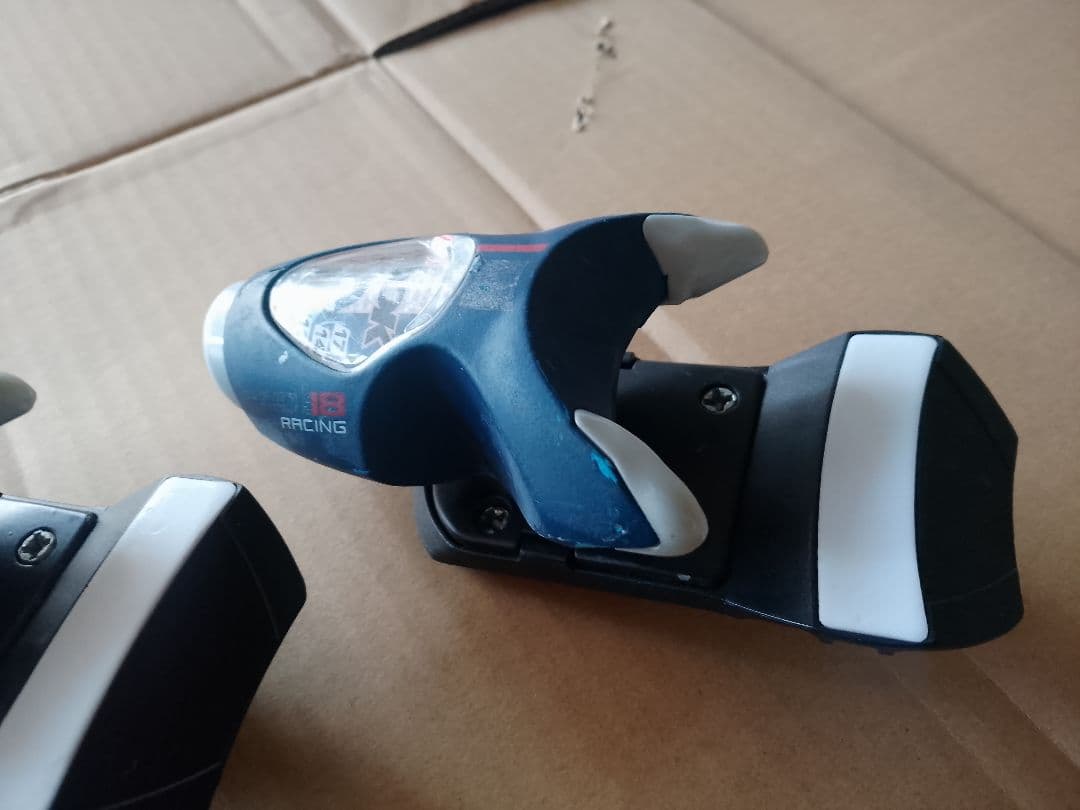 スキー ビンディング LOOK Pivot 18 ルック ピボット