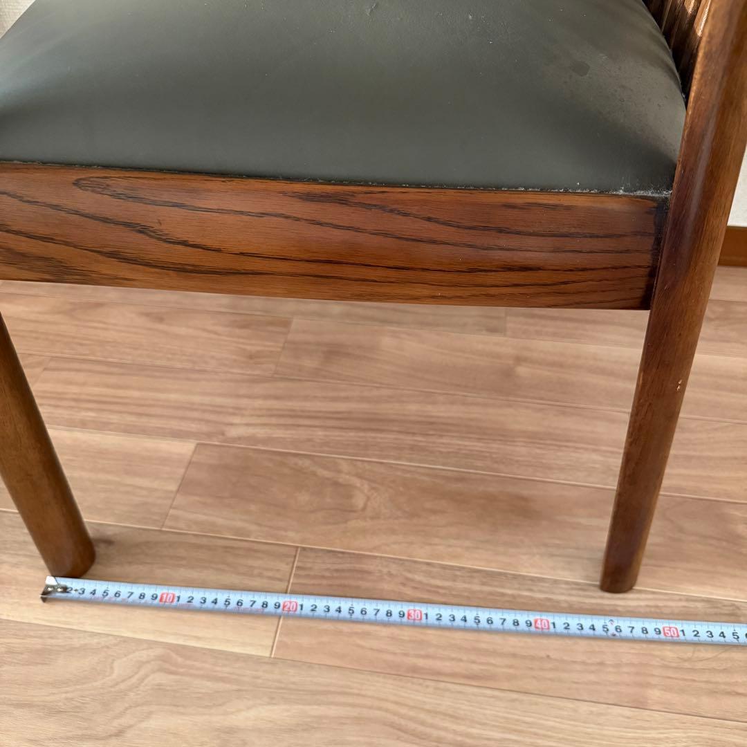 カリモク家具 アームチェア 木製フレーム レザー座面 ダイニングチェア