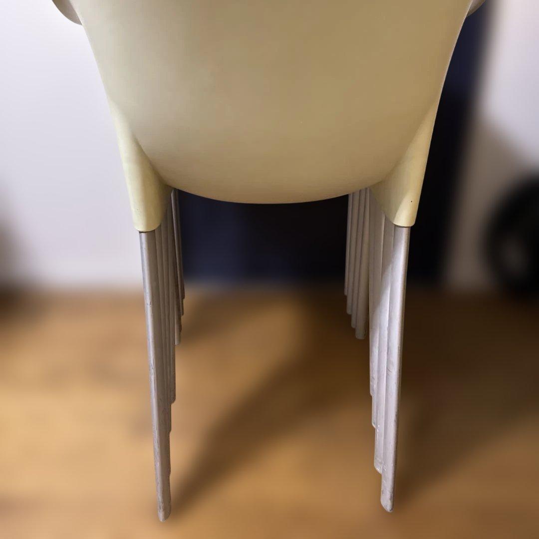 (大阪市中央区引き取り限定・4脚まとめ売り)Kartell | カルテル 椅子