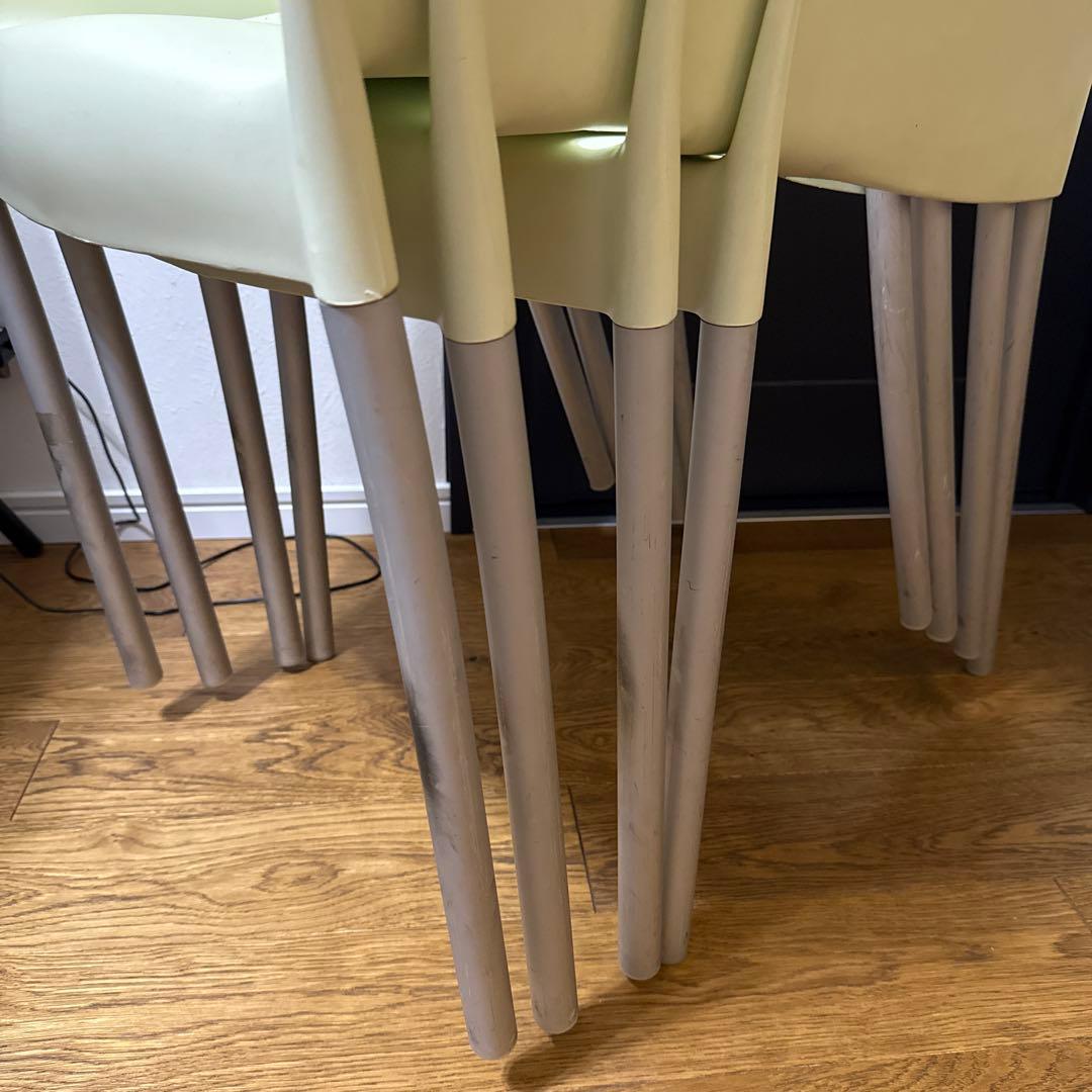 (大阪市中央区引き取り限定・4脚まとめ売り)Kartell | カルテル 椅子