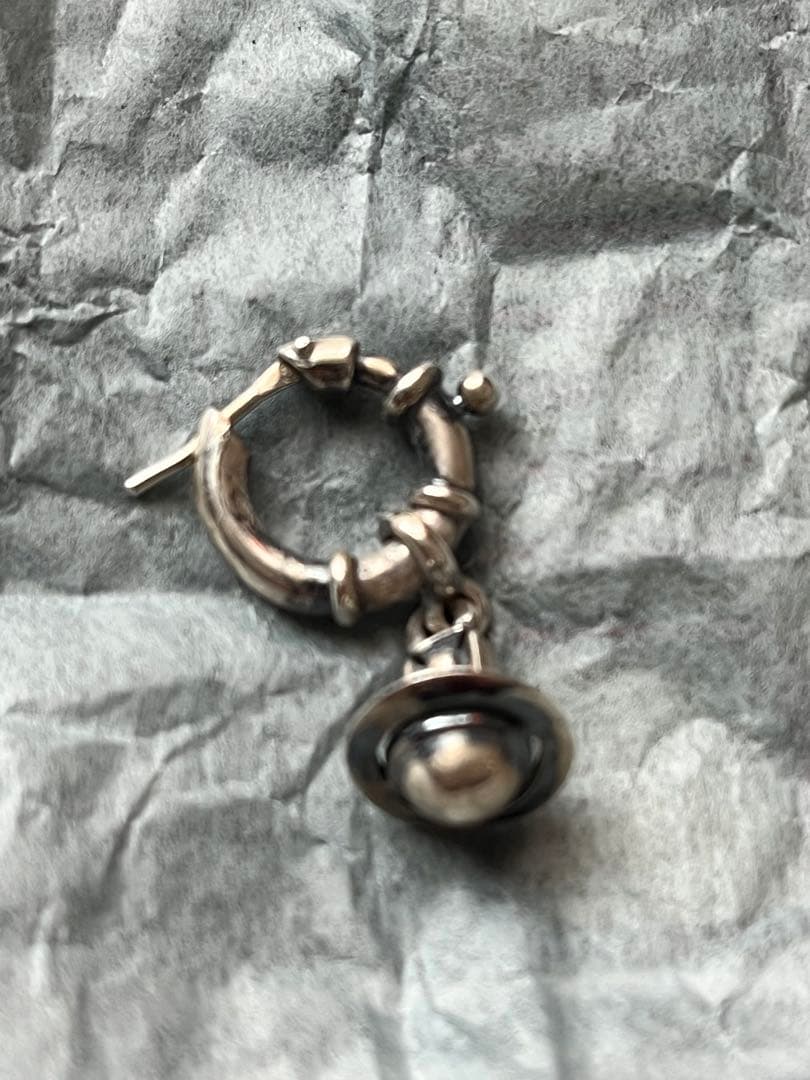 Vivienne Westwood PAULIANA シングルピアス