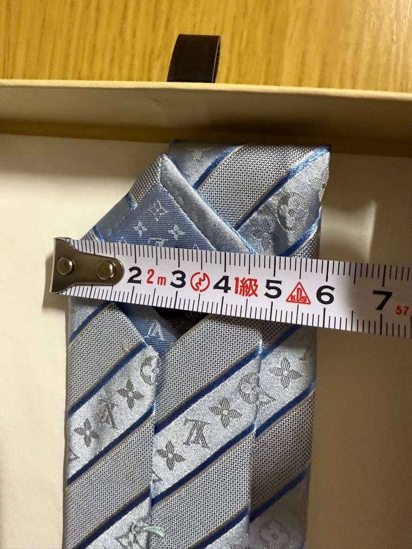 LOUIS VUITTON 水色 ストライプ ネクタイ