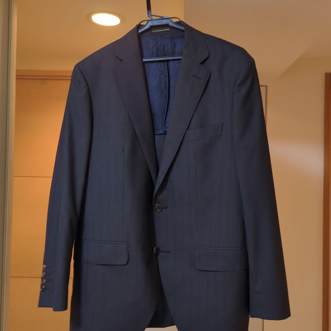 ハーデス　【山形屋】未使用スリーピーススーツ　生地:ドーメル