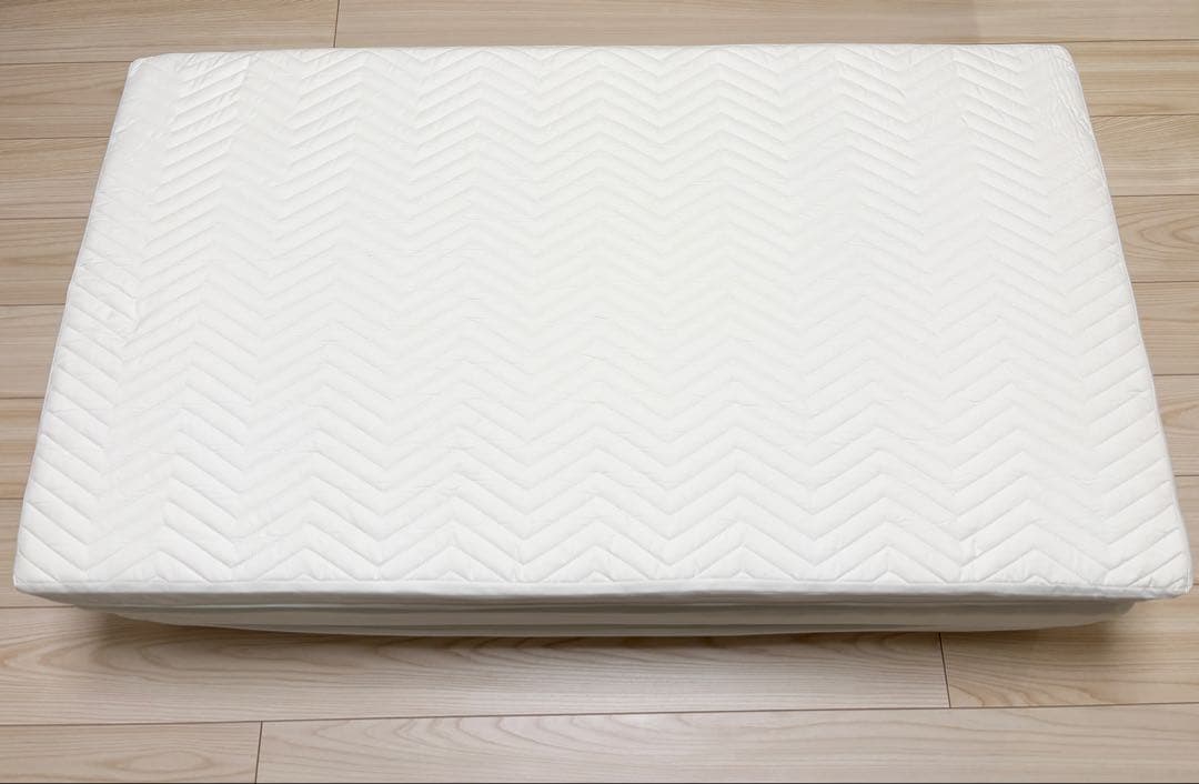 雲のやすらぎプレミアム　三つ折り　セミダブル