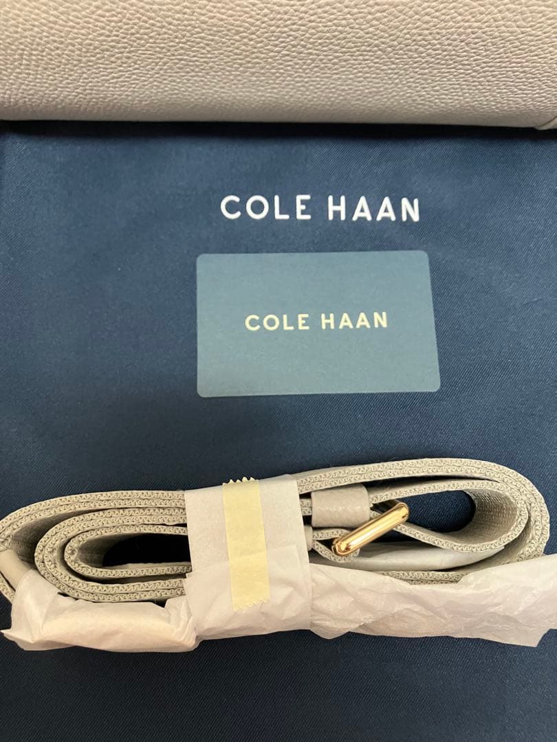 新品！COLE HAAN グレー ショルダーバッグ　　2WAY