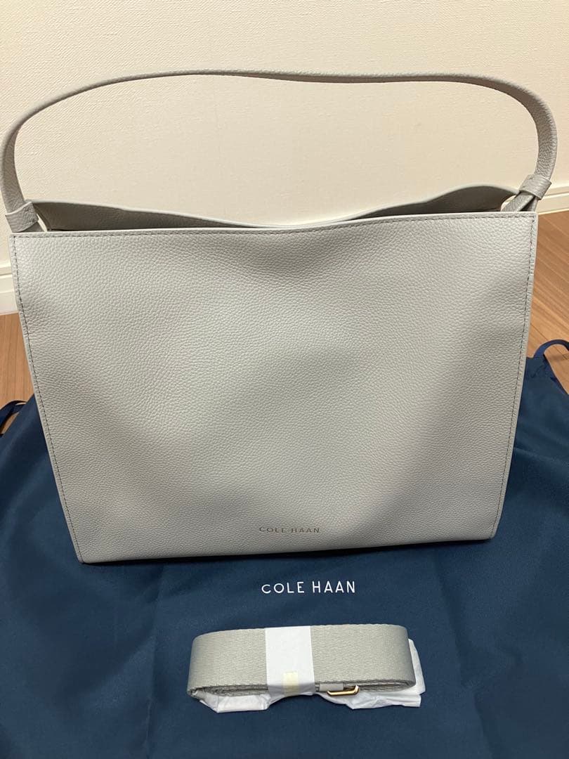 新品！COLE HAAN グレー ショルダーバッグ　　2WAY