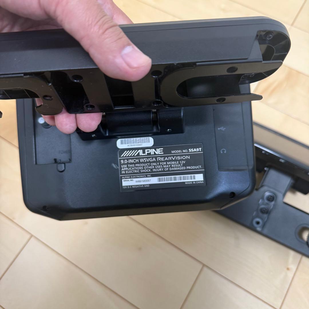 ALPINE 9型WSVGAヘッドレスト取付けリアビジョン2台パック SSA9T