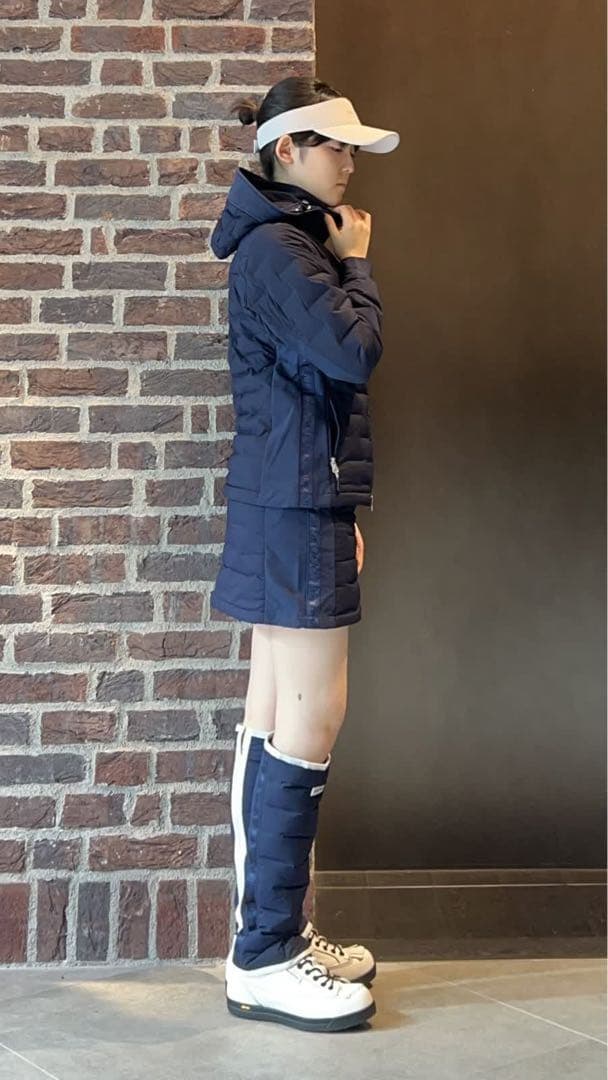 極美品ブリーフィング　ハイブリットダウンスカート S BRG243W50