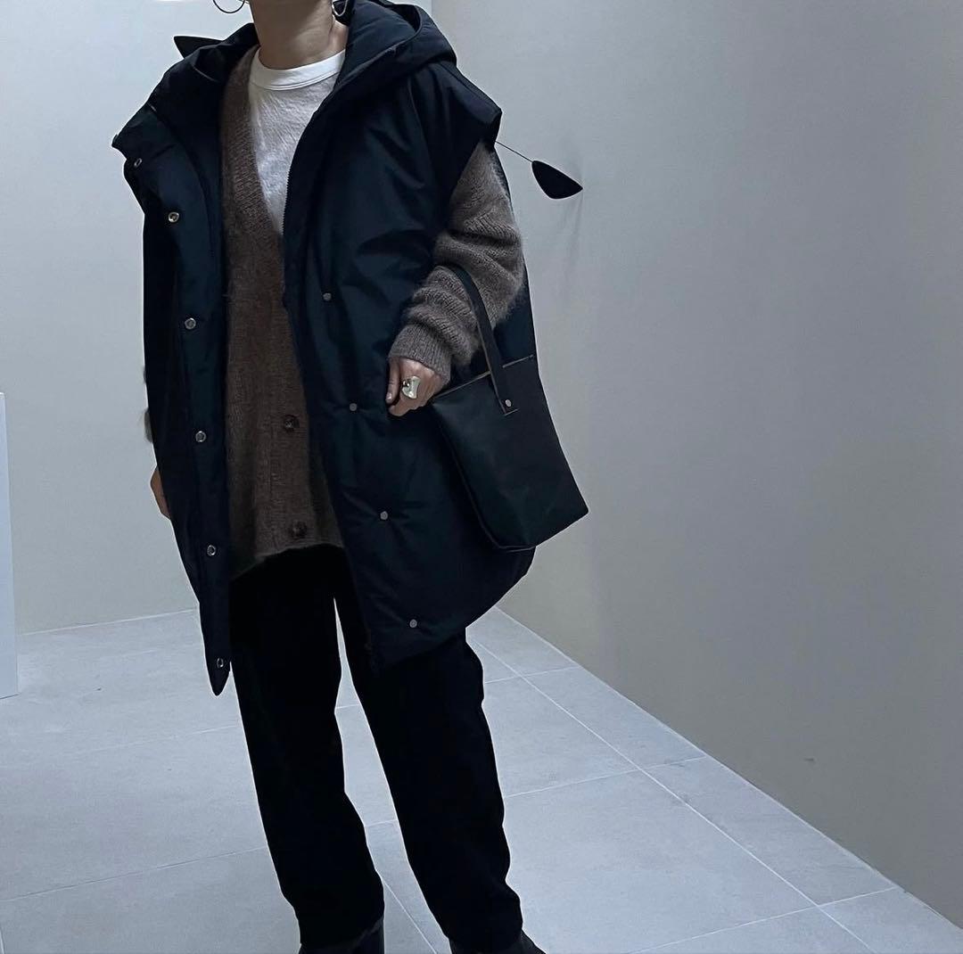 ARGUE COCOON COAT VEST ダウンベスト/ブラック
