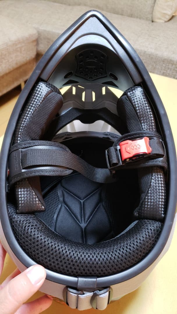 オフロードヘルメット　サイズM