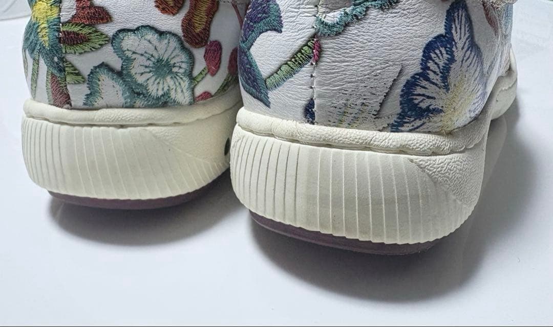 Estacion エスタシオン ボタニカル柄エアサイクルスニーカー y820a