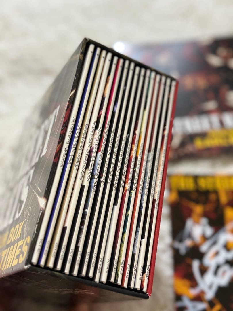THE STREET BEATS PREMIUM BOX 直筆サイン付き