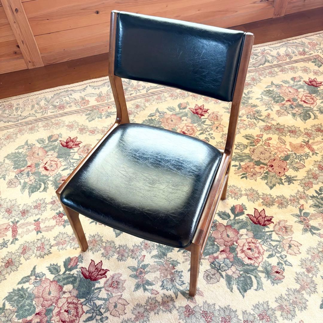 【カリモク60+ ダイニングチェア】②　2脚セット可　日本製　レザー