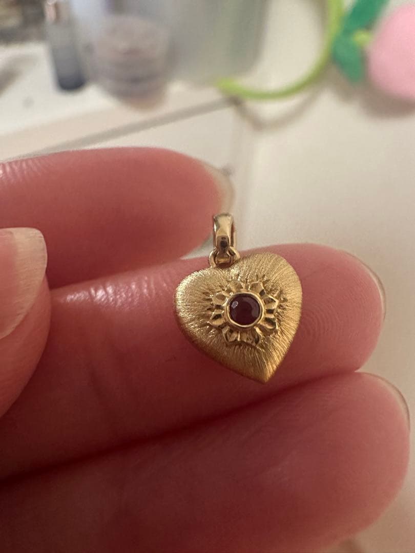 K18YG ペンダントのみ　ルビー0.05ct