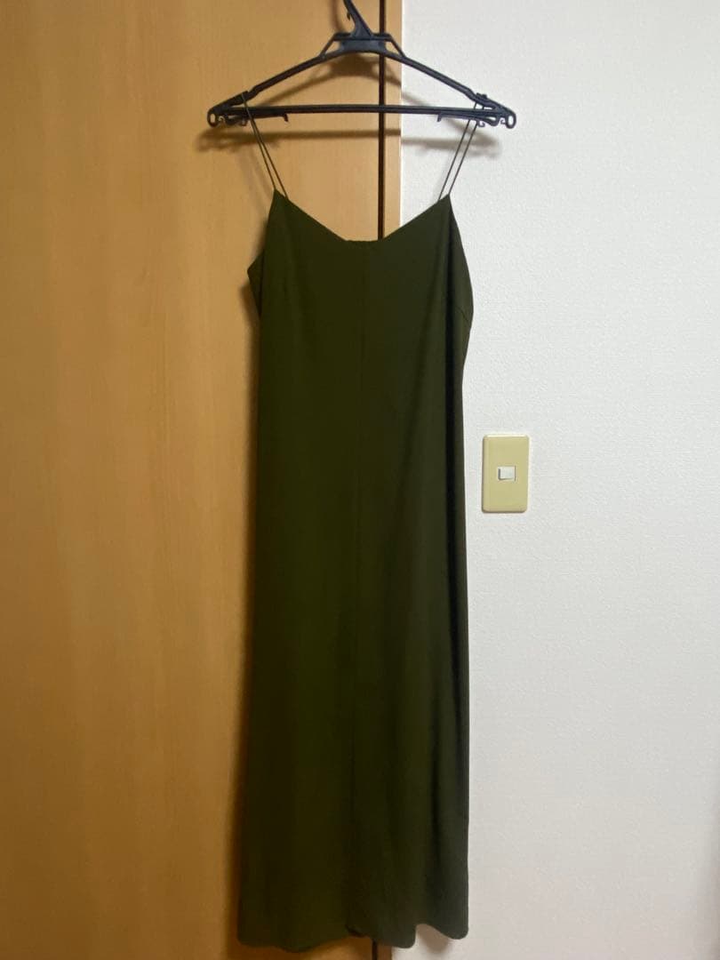 AMERI GLITTER FRILL COLLAR DRESS カーキ