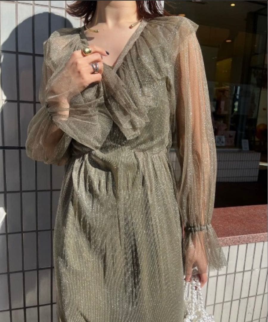 AMERI GLITTER FRILL COLLAR DRESS カーキ