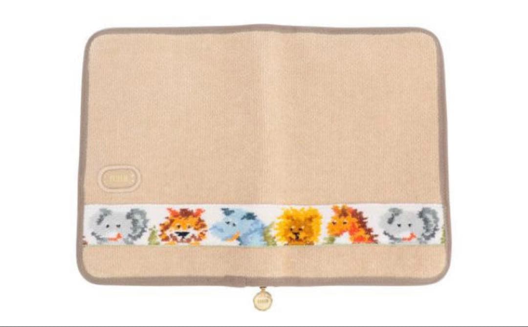 美品⭐︎フェイラーFeiler×VERY母子手帳マルチケース⭐︎