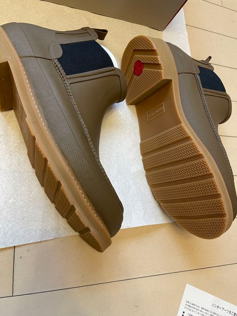 ハンター　ライトウェイトモックトゥチェルシー　レインブーツ　ライトカーキブラウン