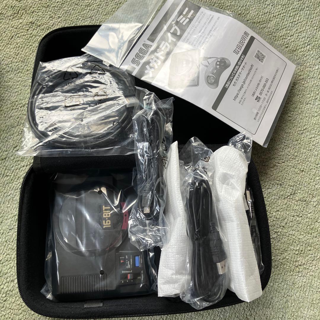 メガドラミニw ケース付き　箱無し