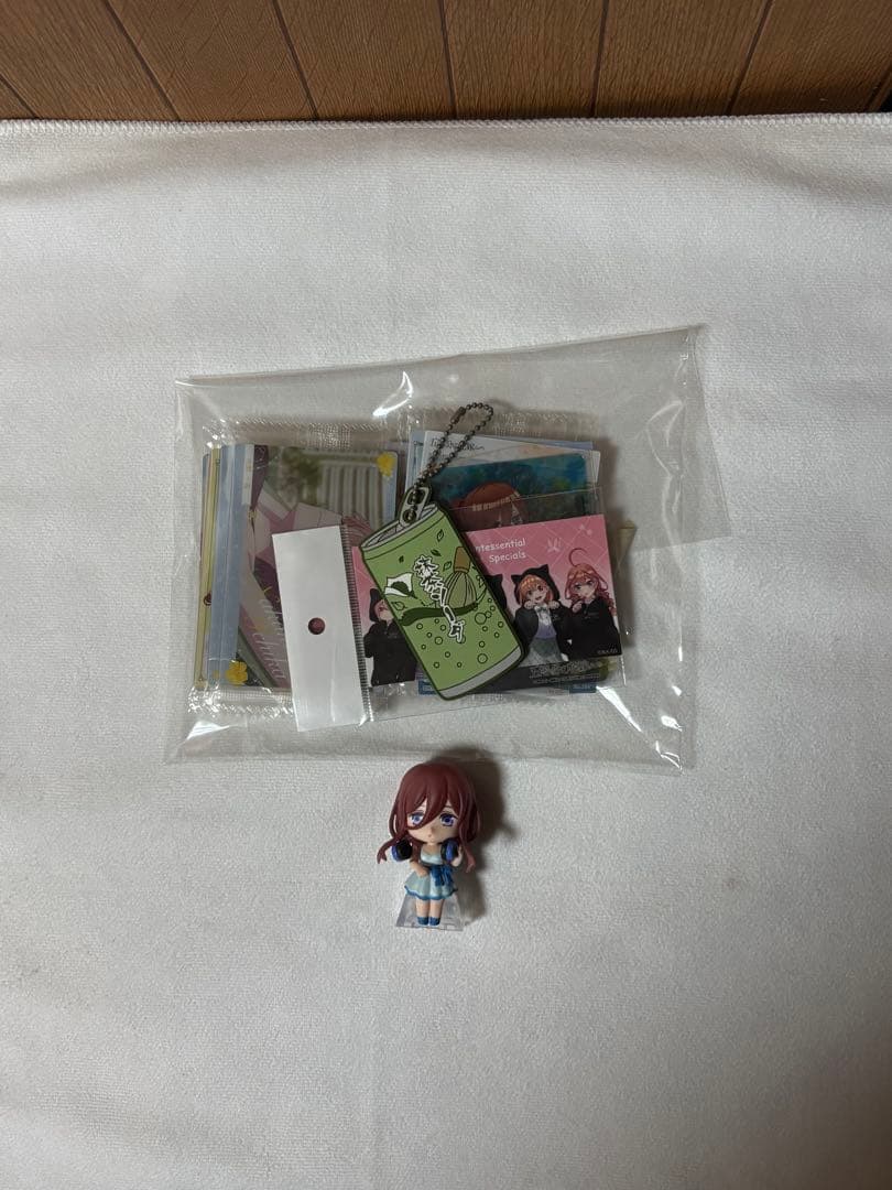 本日２１時まで値下げ☆五等分の花嫁カラー14巻14.5未開封＋三玖収納未使用近