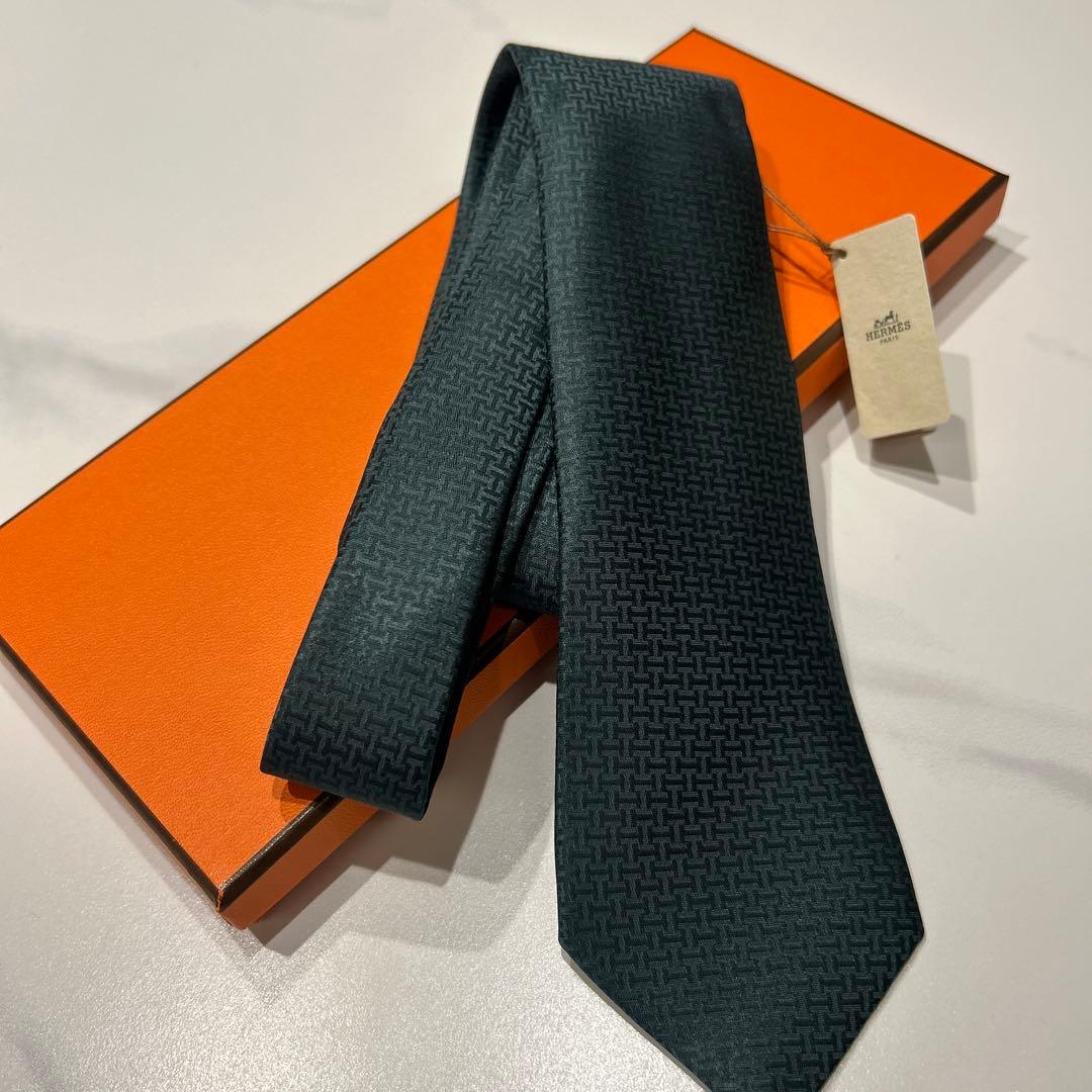 HERMES 総柄 ネクタイ ディープグリーン 新品未使用 タグ付き