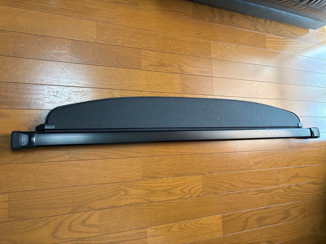 トヨタ　RAV4 50系　純正トノカバー ブラック