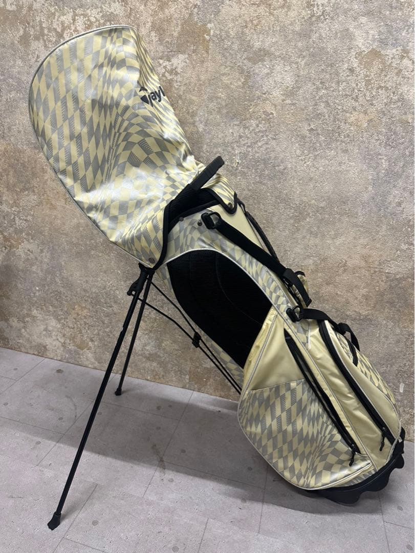 TaylorMade ゴルフバッグ チェッカーパターン