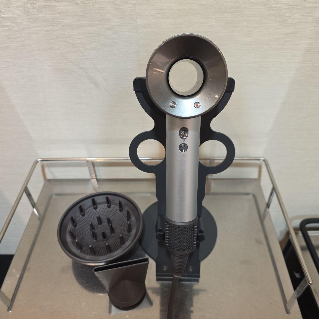 Dyson Supersonic ヘアドライヤー シルバー