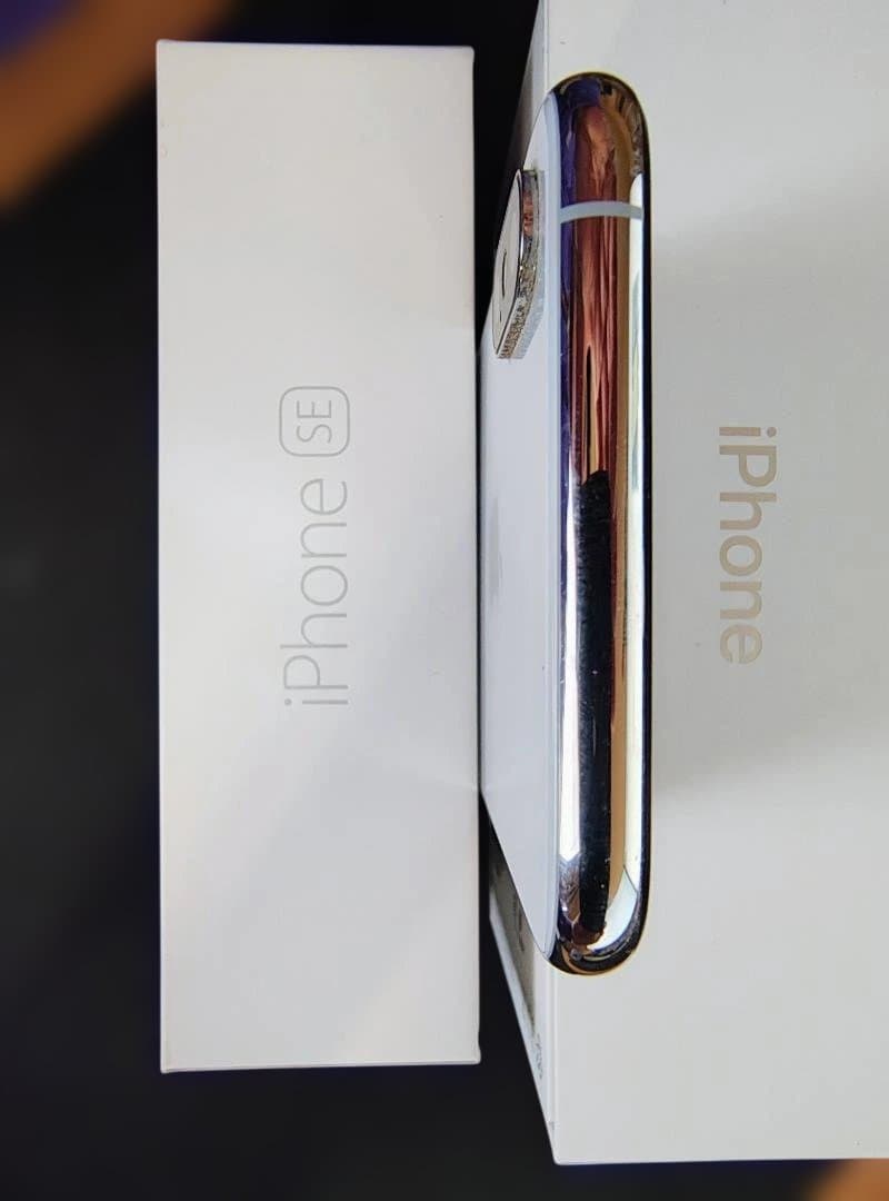 (訳あり）iPhoneXS 256GB シルバー