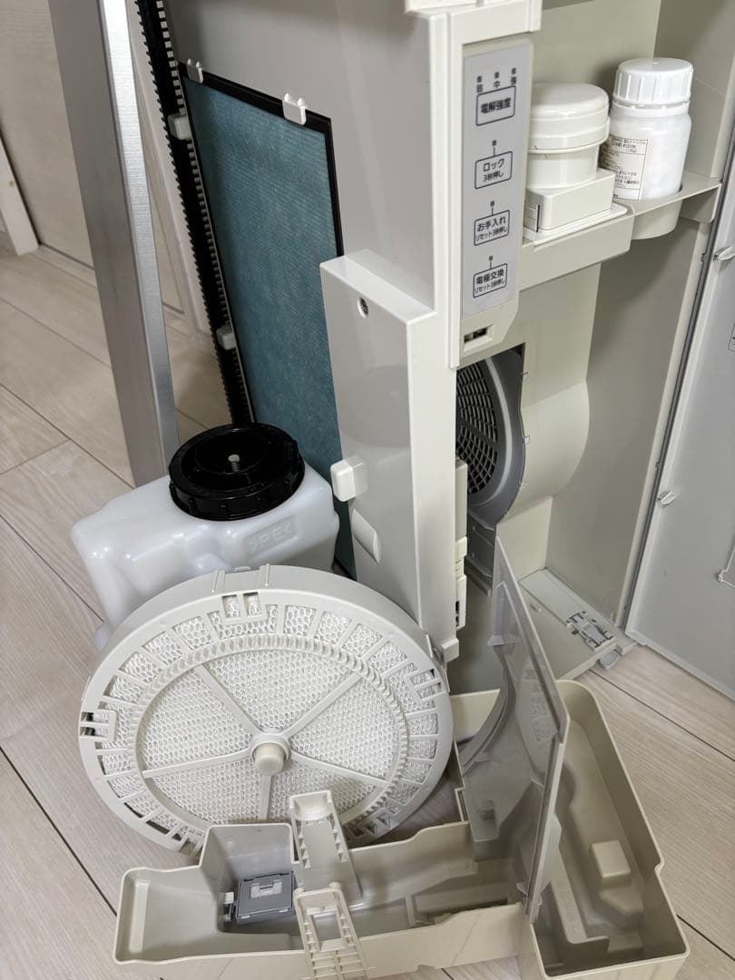 ヲラフ パナソニック空間除菌脱臭機加湿付きジアイーノFMV4300美品♪タ