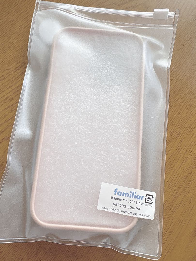 【新品・未使用】ファミリア familiar iPhone16pro ケース
