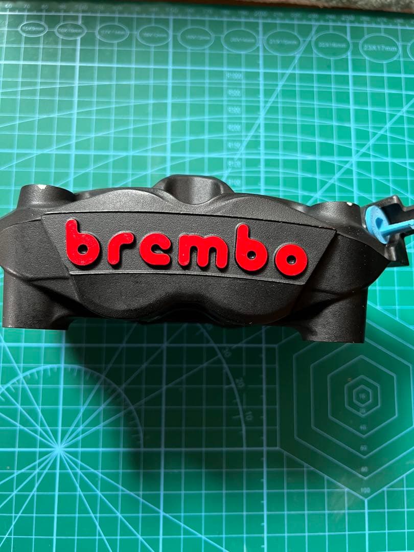 スズキ隼2型純正ブレンボキャリパー(スズンボ)