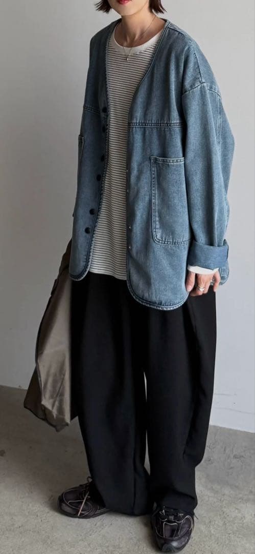 【美品】ARULLE Vカラーデニムジャケット