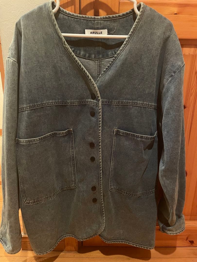 【美品】ARULLE Vカラーデニムジャケット