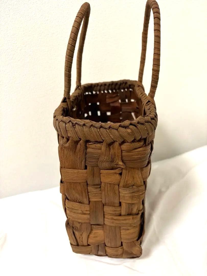 ミ*ー様 格安スタート❗️ 純国産 山葡萄 かごバッグ 新品未使用 かご 籠 山