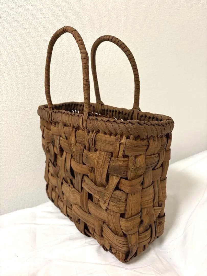ミ*ー様 格安スタート❗️ 純国産 山葡萄 かごバッグ 新品未使用 かご 籠 山